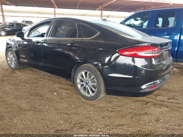 3FA6P0LUXHR317905 Ford Fusion Hybrid Se