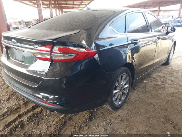 3FA6P0LUXHR317905 Ford Fusion Hybrid Se