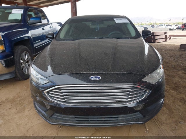 3FA6P0LUXHR317905 Ford Fusion Hybrid Se