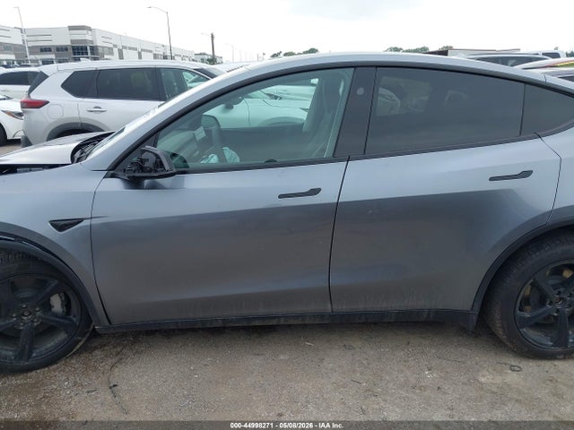 Aukcja sprzedaży 2026 Tesla Model Y All-wheel Drive/long Range Launch Series/premium All-wheel Drive, vin: 7SAYGDEE3TA454744, numer aukcji: 44998271
