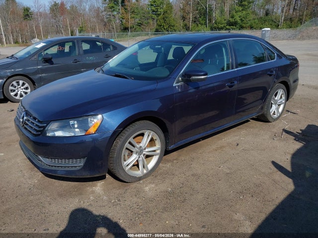 Aukcja sprzedaży 2014 Volkswagen Passat 2.0l Tdi Se, vin: 1VWBN7A31EC084635, numer aukcji: 44998277