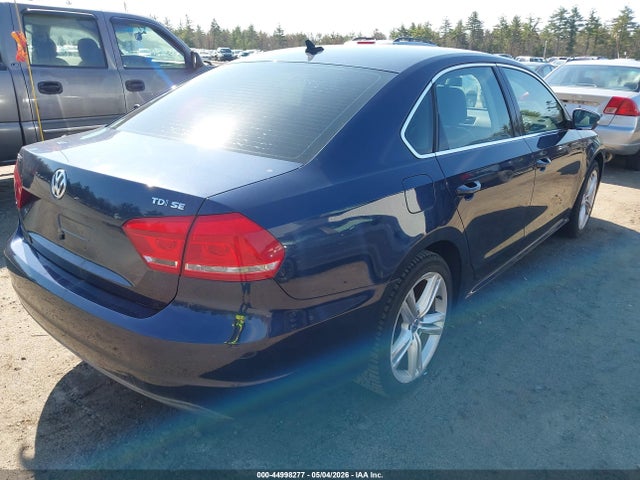Aukcja sprzedaży 2014 Volkswagen Passat 2.0l Tdi Se, vin: 1VWBN7A31EC084635, numer aukcji: 44998277