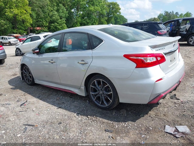 2017 Nissan Sentra Nismo მანქანა იყიდება აუქციონზე, vin: 3N1CB7AP0HY371871, აუქციონის ნომერი: 44998292