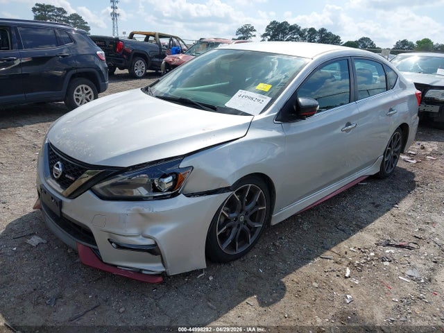 2017 Nissan Sentra Nismo მანქანა იყიდება აუქციონზე, vin: 3N1CB7AP0HY371871, აუქციონის ნომერი: 44998292