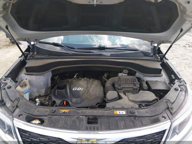 44998300 :رقم المزاد ، 5XYKT3A64FG555914 vin ، 2015 Kia Sorento Lx مزاد بيع
