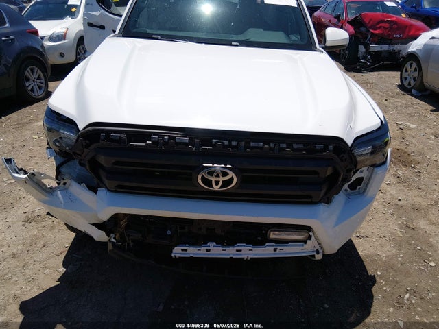 3TYLB5JN7RT036992 Toyota Tacoma Sr5