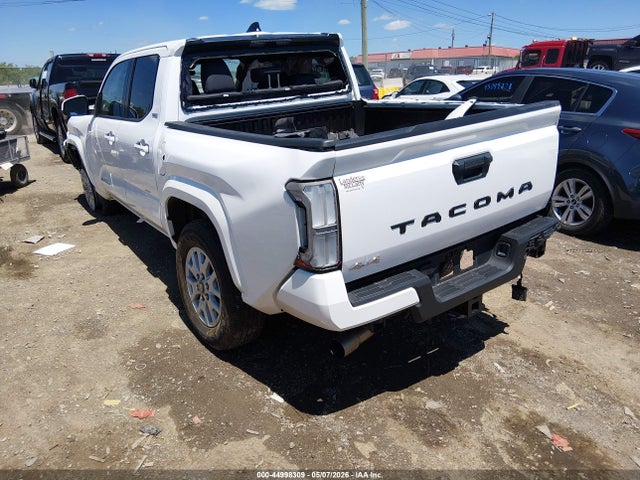 3TYLB5JN7RT036992 Toyota Tacoma Sr5