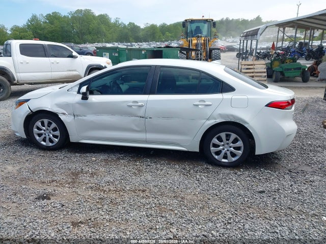 5YFEPMAE8MP162070 Toyota COROLLA LE