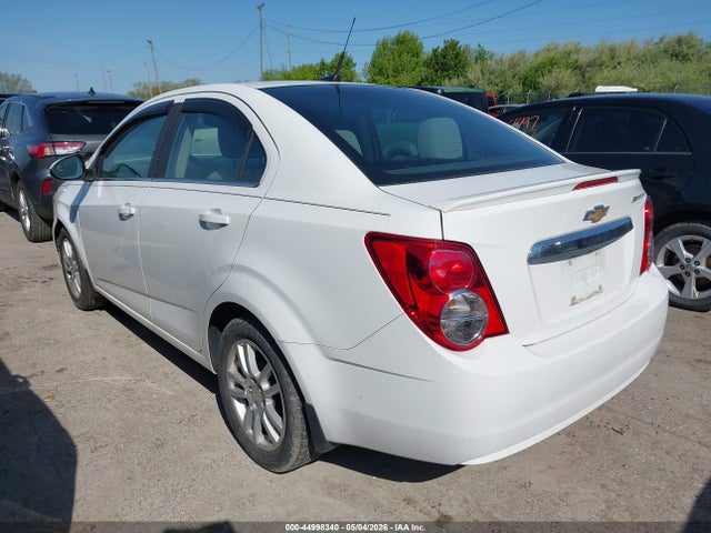 44998340 :رقم المزاد ، 1G1JC5SH2D4180665 vin ، 2013 Chevrolet Sonic Lt Auto مزاد بيع
