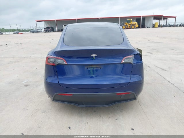 Продажа на аукционе авто 2025 Tesla Model Y Long Range Dual Motor Rear-wheel Drive, vin: 7SAYGDED6SA338220, номер лота: 44998369