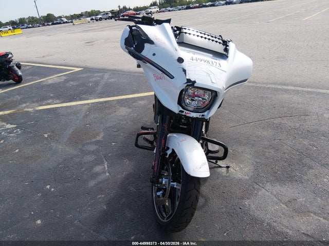 44998373 :رقم المزاد ، 1HD1KB718SB636969 vin ، 2025 Harley-davidson Flhx مزاد بيع