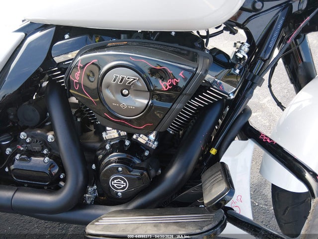 44998373 :رقم المزاد ، 1HD1KB718SB636969 vin ، 2025 Harley-davidson Flhx مزاد بيع