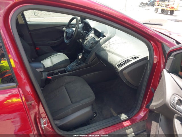 2017 Ford Focus Se მანქანა იყიდება აუქციონზე, vin: 1FADP3FEXHL332920, აუქციონის ნომერი: 44998409