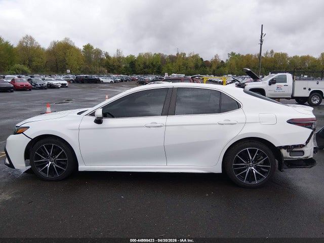Auction sale of the 2021 Toyota Camry Se, vin: 4T1G11AK3MU467019, lot number: 44998423