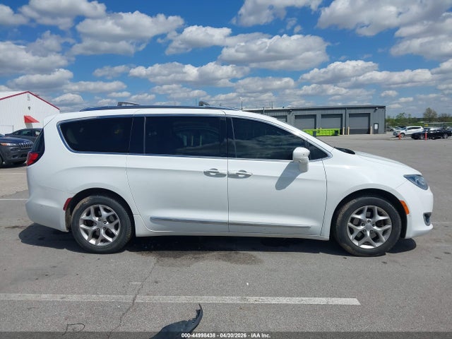 Aukcja sprzedaży 2019 Chrysler Pacifica Touring L Plus, vin: 2C4RC1EGXKR577007, numer aukcji: 44998438