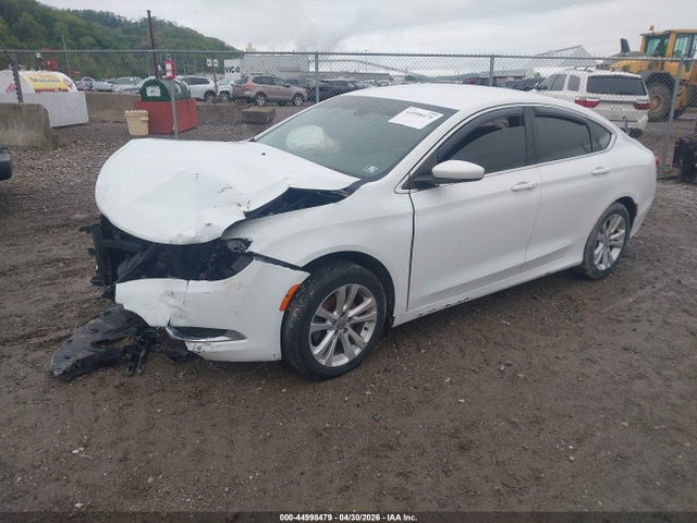 Продаж на аукціоні авто 2015 Chrysler 200 Limited, vin: 1C3CCCAB1FN643835, номер лоту: 44998479