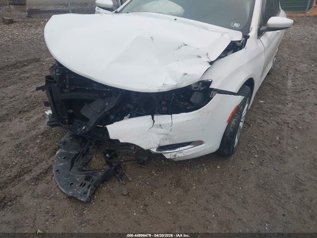 Продаж на аукціоні авто 2015 Chrysler 200 Limited, vin: 1C3CCCAB1FN643835, номер лоту: 44998479