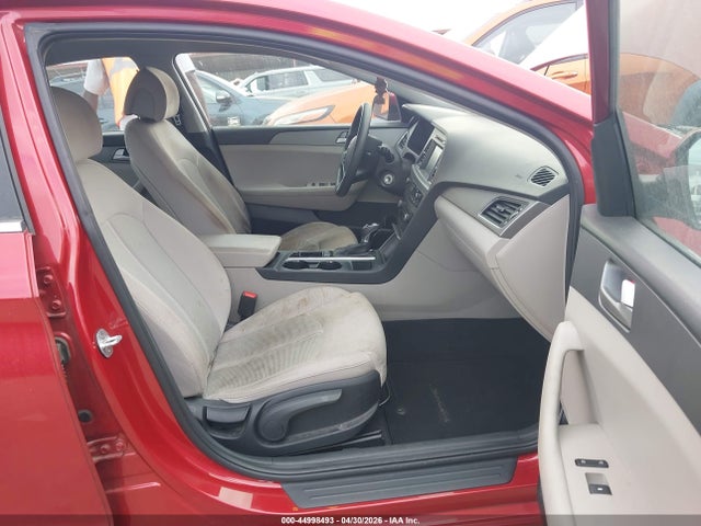 44998493 :رقم المزاد ، 5NPE24AF0HH494739 vin ، 2017 Hyundai Sonata Se مزاد بيع