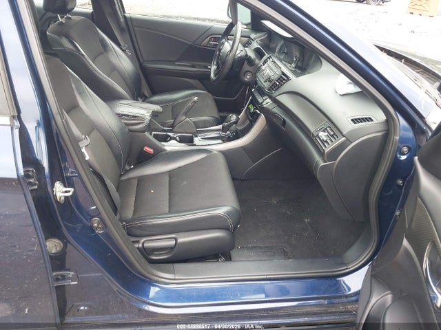 Продаж на аукціоні авто 2016 Honda Accord Sport, vin: 1HGCR2F50GA246960, номер лоту: 44998517