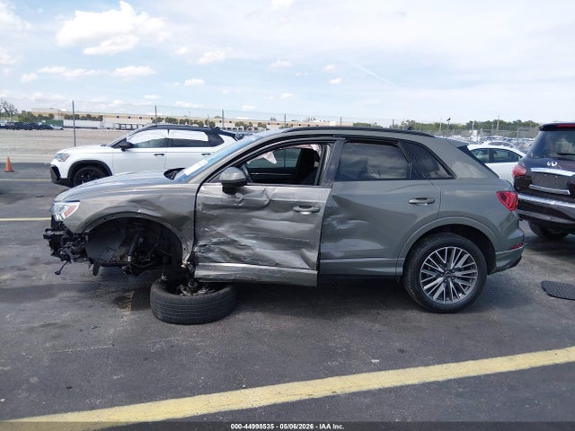 44998535 :رقم المزاد ، WA1AUCF3XP1124769 vin ، 2023 Audi Q3 Premium 40 Tfsi Quattro Tiptronic مزاد بيع