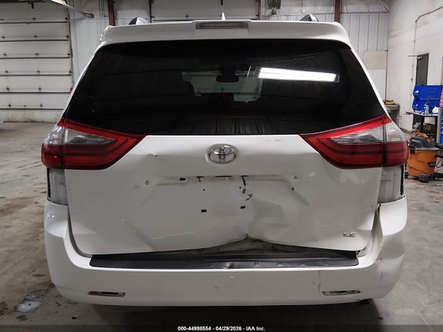 44998554 :رقم المزاد ، 5TDKZ3DC6LS021960 vin ، 2020 Toyota Sienna Le مزاد بيع