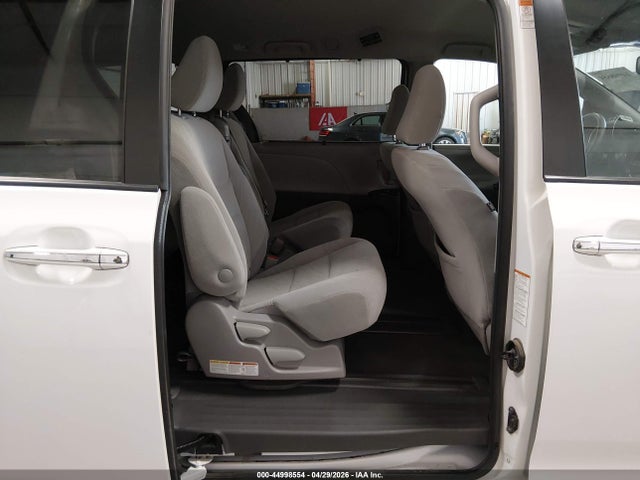 44998554 :رقم المزاد ، 5TDKZ3DC6LS021960 vin ، 2020 Toyota Sienna Le مزاد بيع