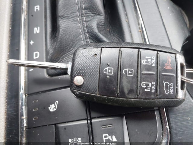 KNDMB5C13G6155890 KIA SEDONA LX