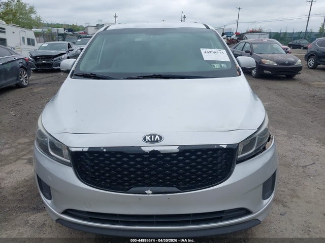 KNDMB5C13G6155890 KIA SEDONA LX