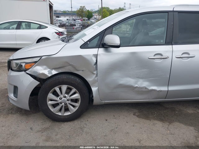 KNDMB5C13G6155890 KIA SEDONA LX