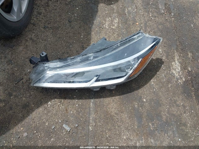 44998578 :رقم المزاد ، JTMF1RFV9KD025229 vin ، 2019 Toyota Rav4 Le مزاد بيع