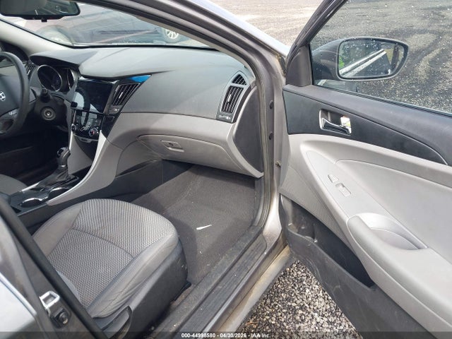 Продажа на аукционе авто 2012 Hyundai Sonata Gls, vin: 5NPEB4ACXCH318781, номер лота: 44998580
