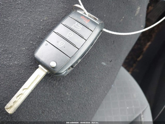 44998595 :رقم المزاد ، 5XYPGDA30GG067518 vin ، 2016 Kia Sorento 2.4l Lx مزاد بيع
