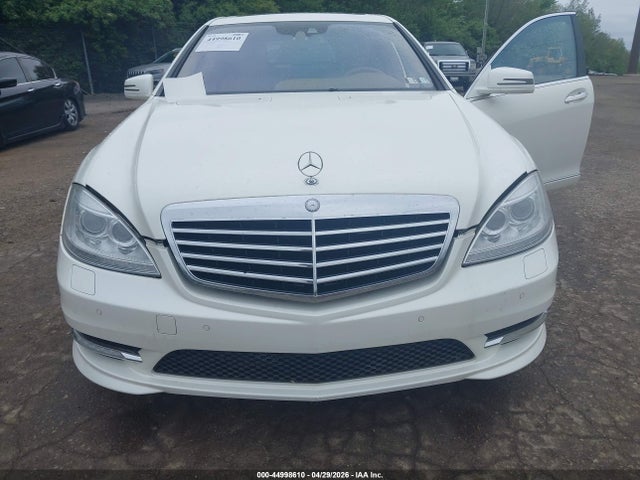 44998610 :رقم المزاد ، WDDNG8GB8BA418834 vin ، 2011 Mercedes-benz S 550 4matic مزاد بيع