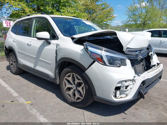 Продажа на аукционе авто 2021 Subaru Forester Premium, vin: JF2SKAJC6MH439391, номер лота: 44998634