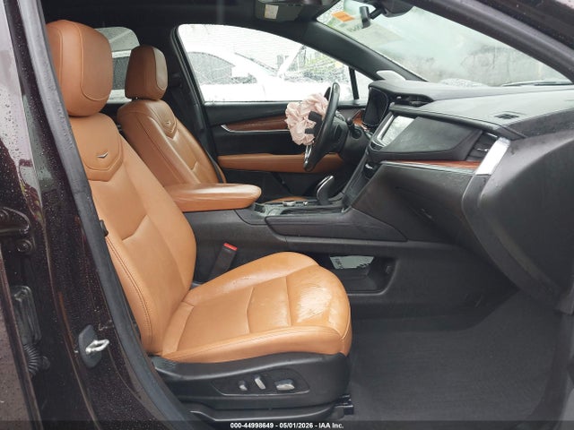 Продаж на аукціоні авто 2021 Cadillac Xt5 Awd Premium Luxury, vin: 1GYKNDR42MZ116996, номер лоту: 44998649