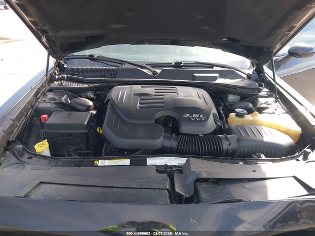 44998663 :رقم المزاد ، 2C3CDYAGXCH105323 vin ، 2012 Dodge Challenger Sxt مزاد بيع