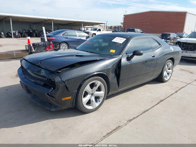 44998663 :رقم المزاد ، 2C3CDYAGXCH105323 vin ، 2012 Dodge Challenger Sxt مزاد بيع