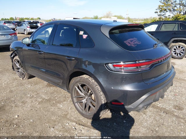 Porsche Macan T 2024 WP1AA2A54RLB03536 Image 3