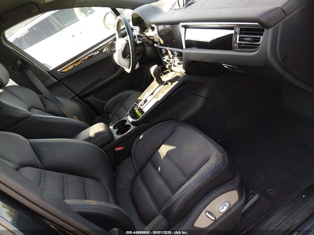 Porsche Macan T 2024 WP1AA2A54RLB03536 Image 5