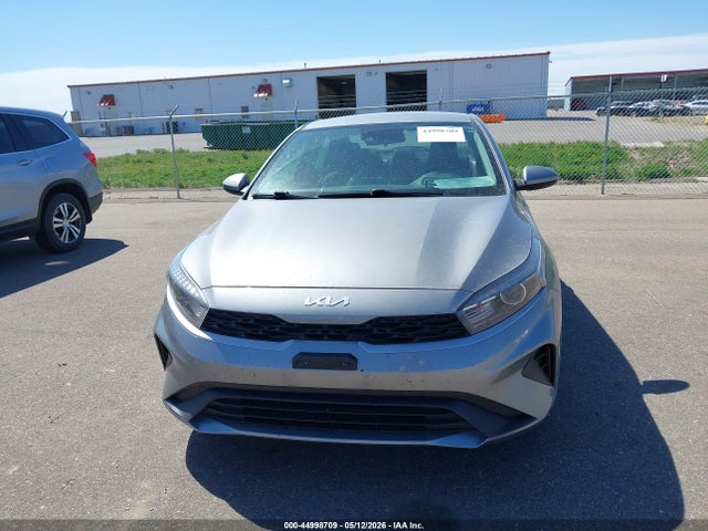 2022 Kia Forte Lxs მანქანა იყიდება აუქციონზე, vin: 3KPF24ADXNE454526, აუქციონის ნომერი: 44998709
