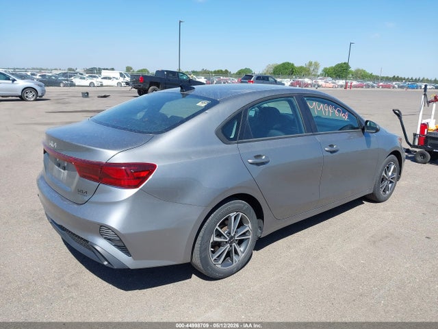 2022 Kia Forte Lxs მანქანა იყიდება აუქციონზე, vin: 3KPF24ADXNE454526, აუქციონის ნომერი: 44998709