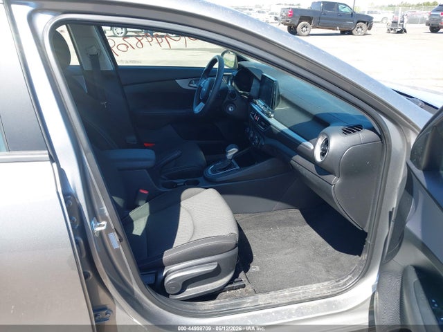 2022 Kia Forte Lxs მანქანა იყიდება აუქციონზე, vin: 3KPF24ADXNE454526, აუქციონის ნომერი: 44998709