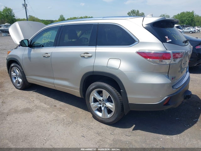 Продажа на аукционе авто 2016 Toyota Highlander Limited V6, vin: 5TDDKRFH6GS326048, номер лота: 44998710