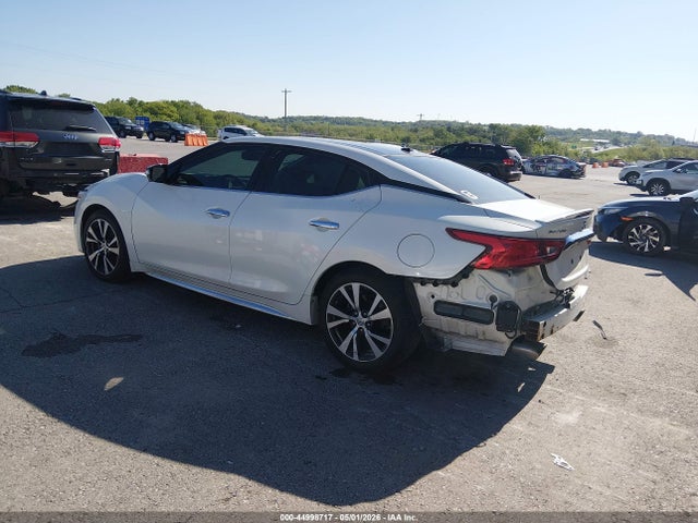 1N4AA6AP3GC392793 Nissan Maxima 3.5 Platinum