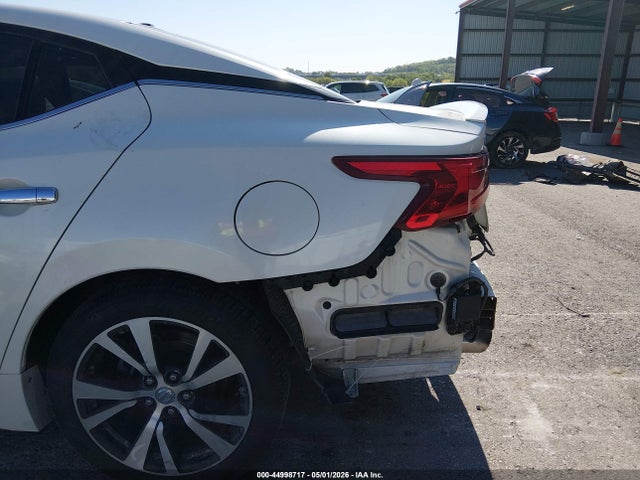 1N4AA6AP3GC392793 Nissan Maxima 3.5 Platinum