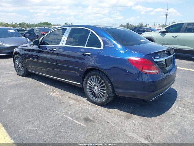 Aukcja sprzedaży 2015 Mercedes-benz C 300 Luxury 4matic, vin: 55SWF4KB6FU034595, numer aukcji: 44998726