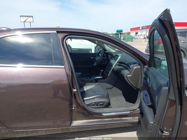 Продаж на аукціоні авто 2015 Chevrolet Malibu 2lz, vin: 1G11G5SX1FF250255, номер лоту: 44998824