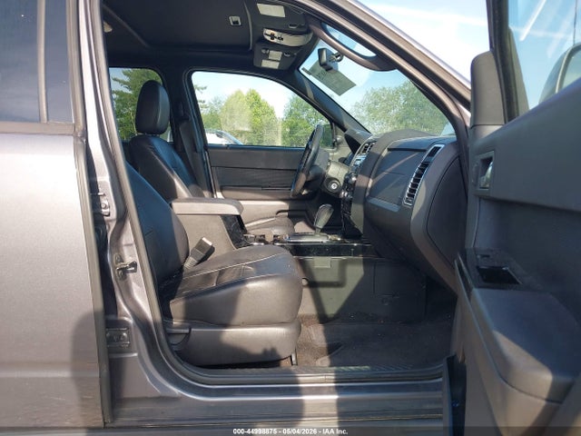 2010 Ford Escape Limited მანქანა იყიდება აუქციონზე, vin: 1FMCU0E74AKD42236, აუქციონის ნომერი: 44998875