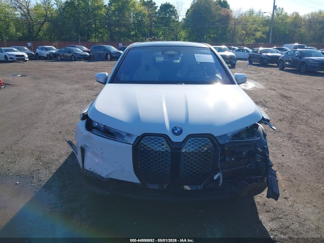 2022 Bmw Ix Xdrive50 მანქანა იყიდება აუქციონზე, vin: WB523CF08NCK57871, აუქციონის ნომერი: 44998892