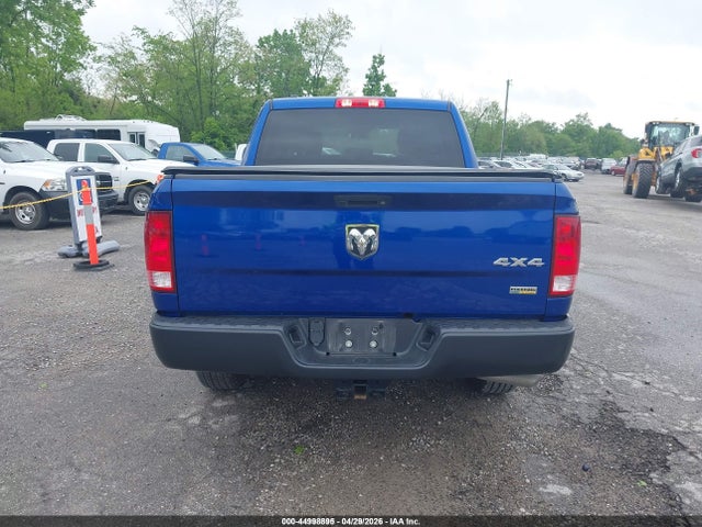 44998895 :رقم المزاد ، 1C6RR7KG8JS306666 vin ، 2018 Ram 1500 Tradesman  4x4 5'7 Box مزاد بيع